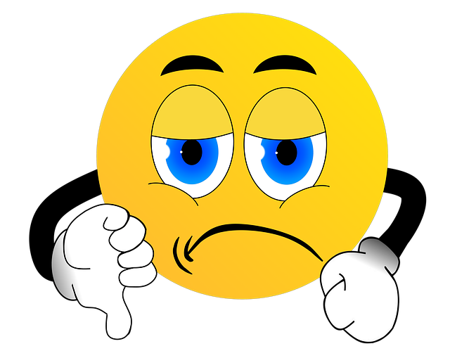 Emoji bzw. Smiley mit Daumen und Mundwinkel herrunter